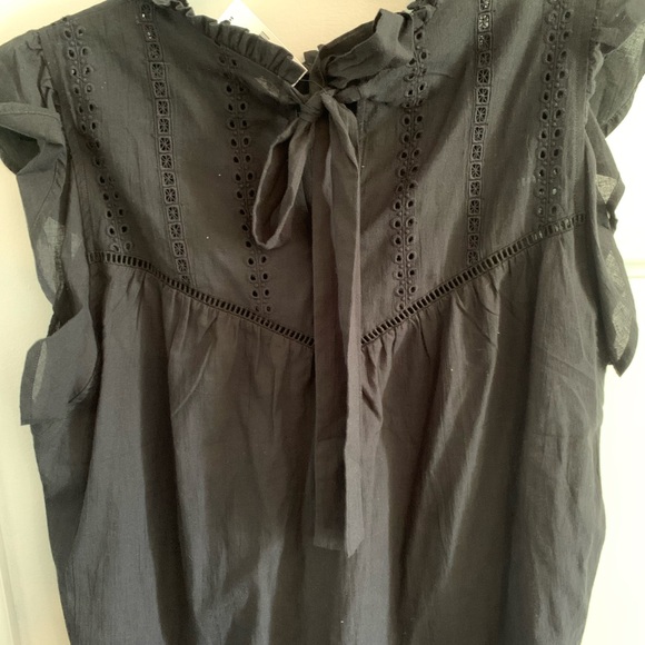 Express black summer top. - Picture 2 of 4